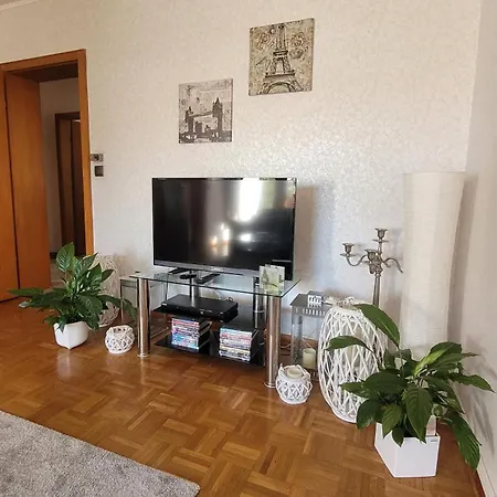 Hahnenblick Düren Apartamento *